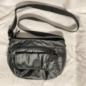 Kipling Syro black crossbody